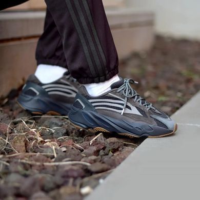 Кроссовки Adidas Yeezy Boost 700 V2 Geode мужские No brand Коричневый (A166-4 brown (44 (28 см))