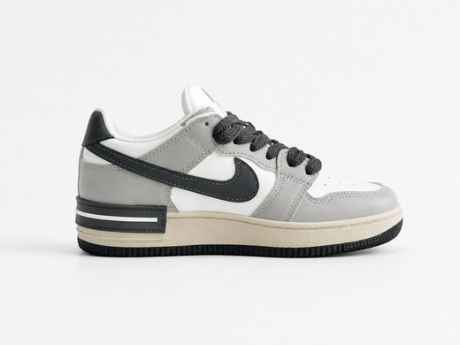 Кросівки у стилі Nike SB Dunk Low x Stussy Унісекс No brend Біло-сірий 41 (25,5 см) Код: w190 white-grey