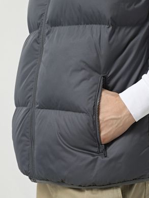 Мужской утеплённый жилет Nike Sportswear Club PrimaLoft&reg; Puffer Vest Серый S Код: FB7373-068 Iron Grey / White